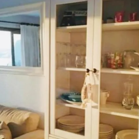 Apartment With Beautiful Ocean View