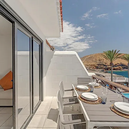 With Beautiful Ocean View شقة